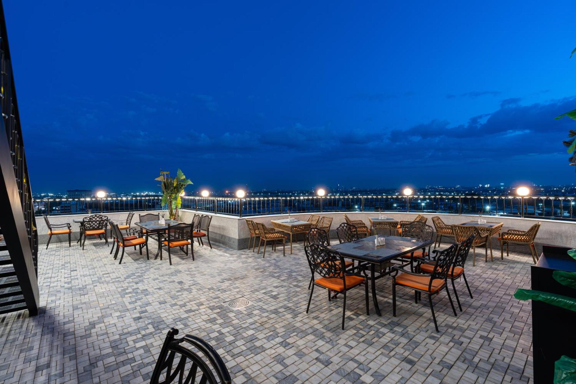 Shamsan Airport Hotel Tasjkent Buitenkant foto