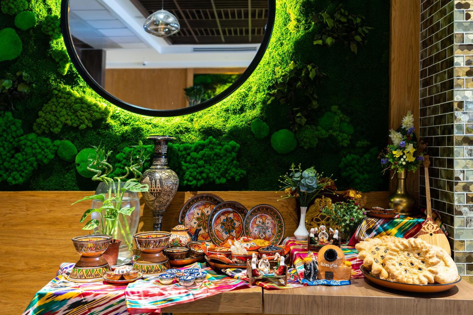 Shamsan Airport Hotel Tasjkent Buitenkant foto